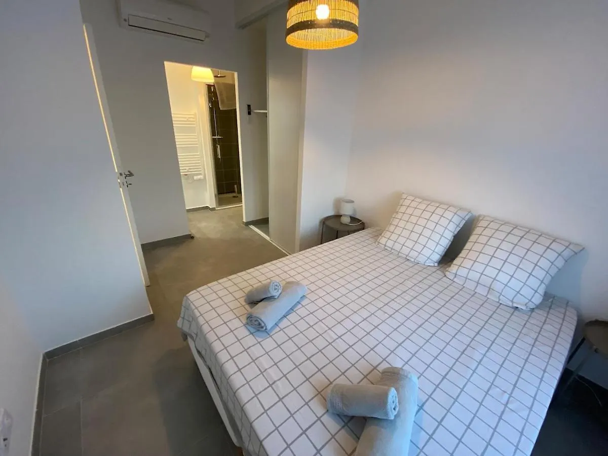 Ravissante Villa Neuve A 400 Metres Des Plages Grimaud