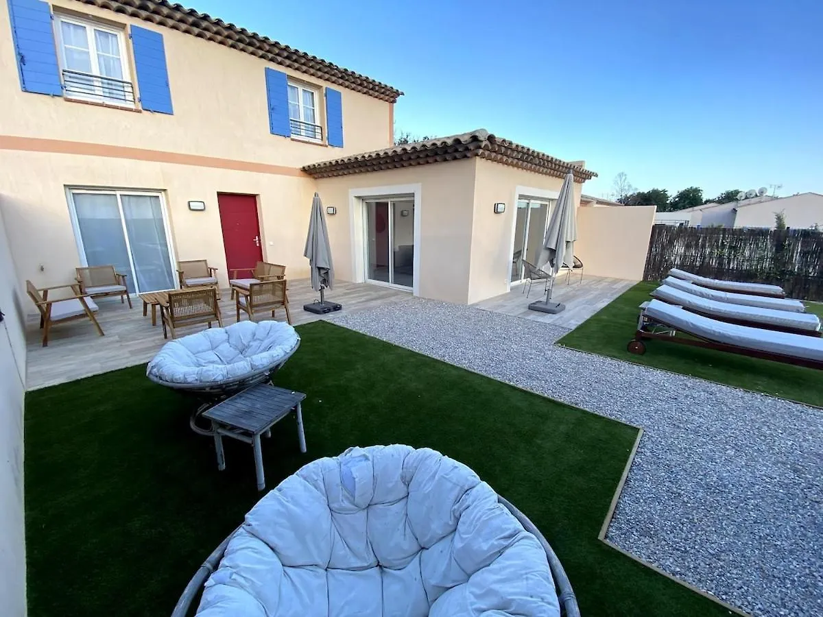 Ravissante Villa Neuve A 400 Metres Des Plages Grimaud Frankrijk